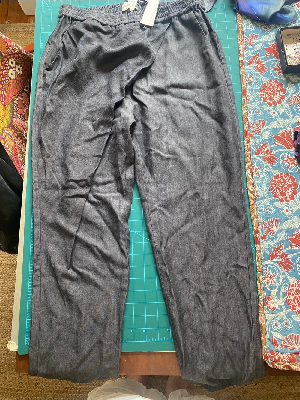 Asymmetric harem jogger pants L
